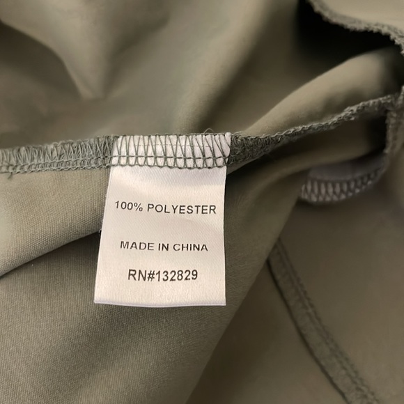 superdown Mae Cargo Pant in Olive| Large - Picture 3 of 7